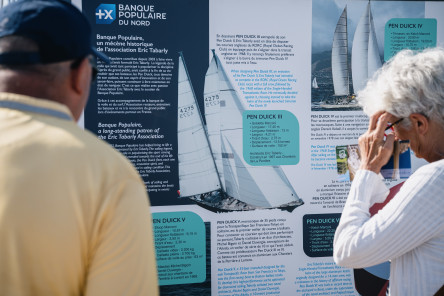 Public sur le village de la Course des Caps Boulogne sur Mer Banque Populaire du Nord 2025.