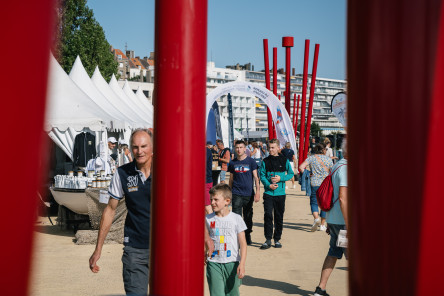 Espace Commerçants sur le village de la Course des Caps Boulogne sur Mer Banque Populaire du Nord 2025.
