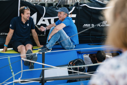 Interview de Sam Goodchild sur son Imoca MACIF avant le départ de la Course des Caps Boulogne sur Mer Banque Populaire du Nord 2025.