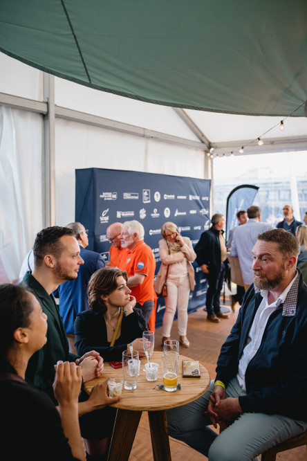 Soirée partenaire au Club 60° Nord sur le village de la Course des Caps Boulogne sur Mer Banque Populaire du Nord 2025.