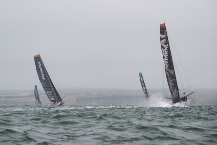 Runs de vitesse des IMOCA au large de Boulogne-Sur-Mer lors de la Course des Caps Boulogne sur Mer Banque Populaire du Nord 2025.