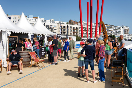 Course des Caps - Boulogne sur Mer - Banque Populaire du Nord 2025 --- Ambiance village