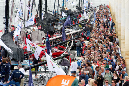 Course des Caps - Boulogne sur Mer - Banque Populaire du Nord 2025 --- Ambiances village