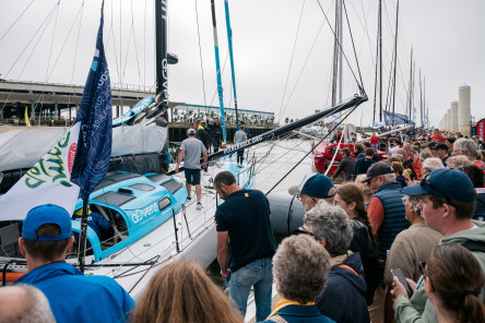 Retour des IMOCA aux pontons de la Course des Caps Boulogne sur Mer Banque Populaire du Nord 2025.