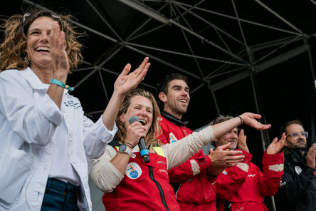 Arrivée du deuxième IMOCA, Petit Prince Queguiner, second de la Course des Caps Boulogne sur Mer Banque Populaire du Nord 2025.